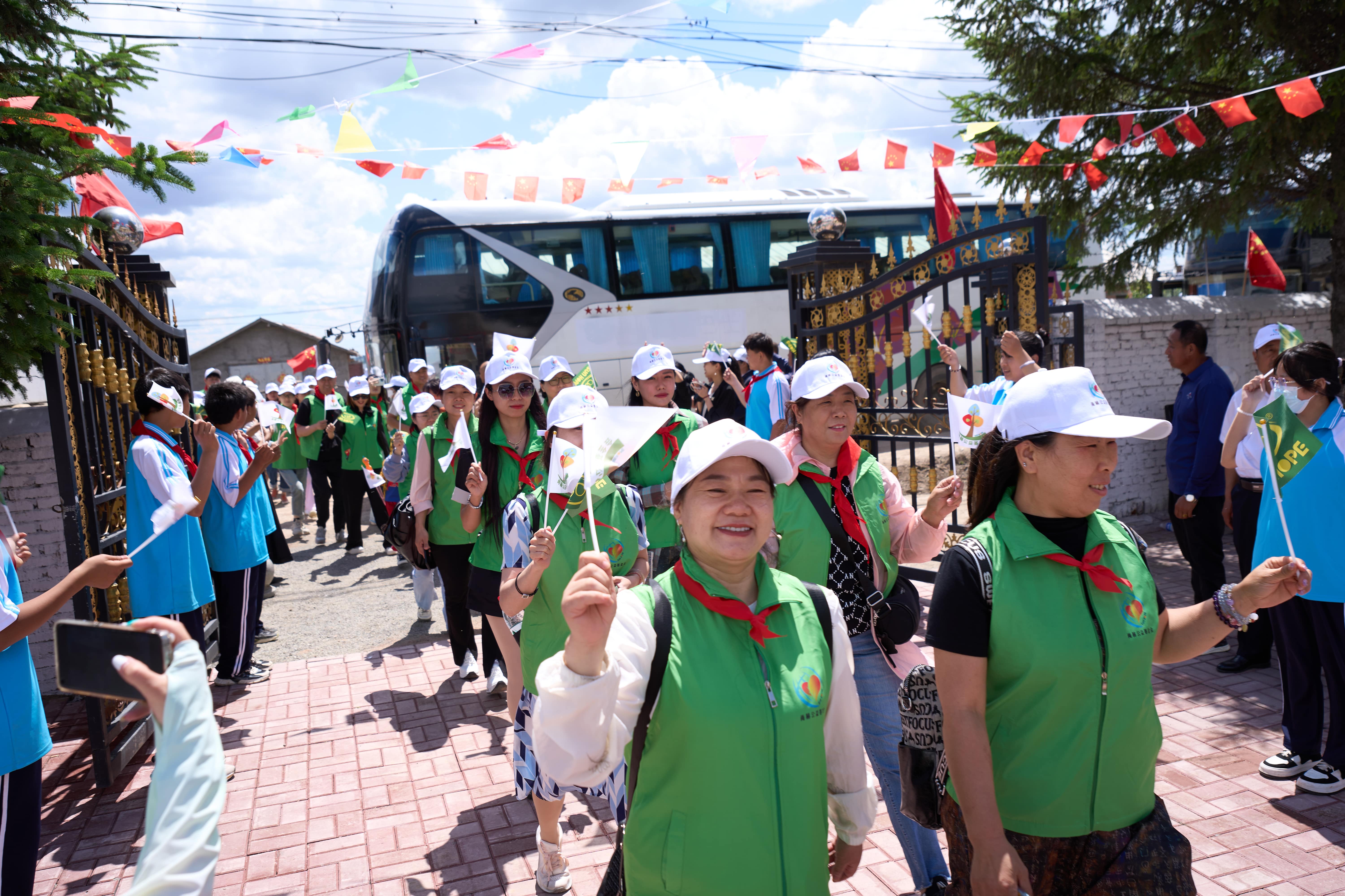 第254所 黑龙江巴彦县黑山镇民乐村完美平台侯玉霞学校