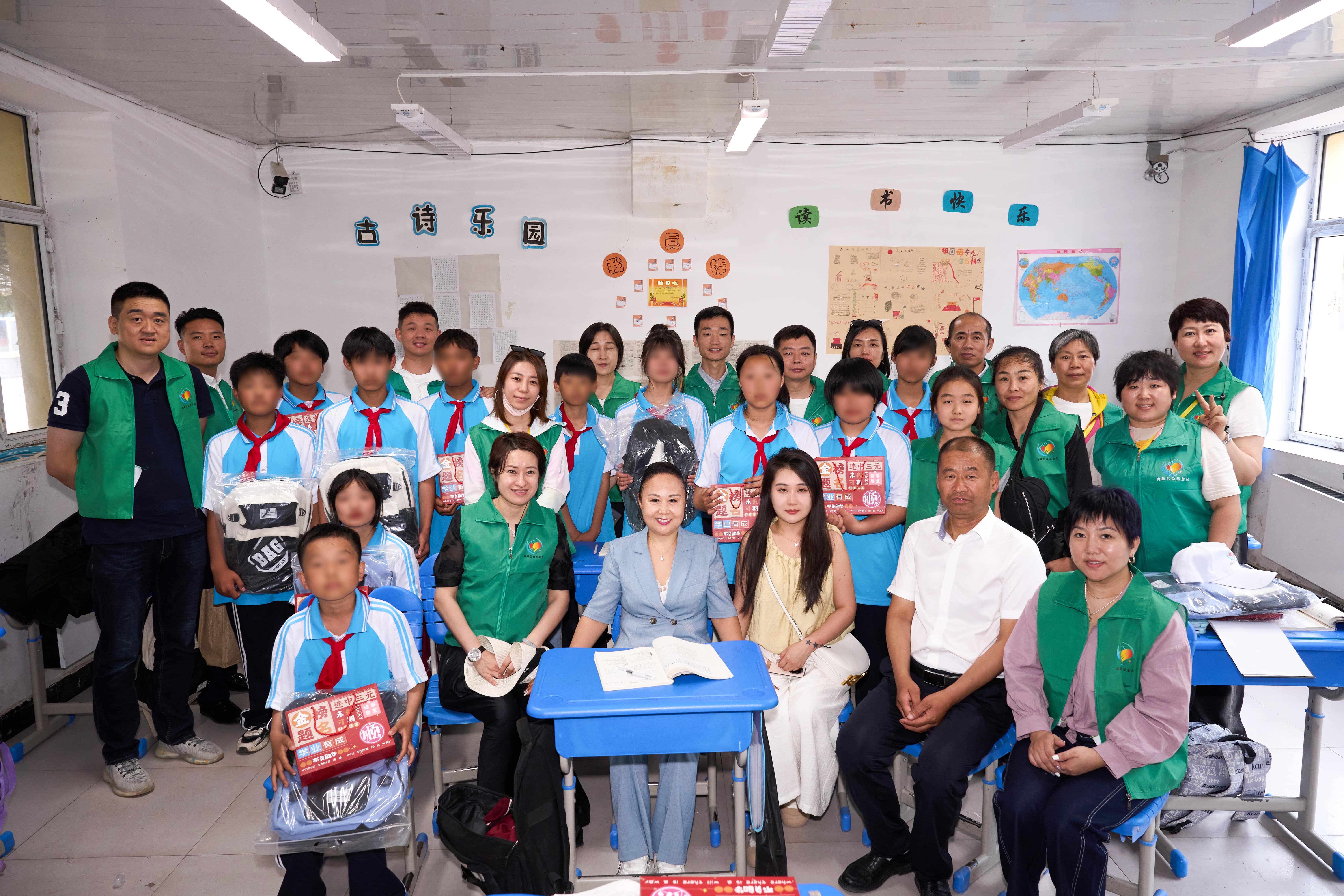 第254所 黑龙江巴彦县黑山镇民乐村完美平台侯玉霞学校